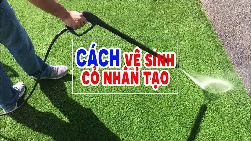 Cần xử lý nhanh chóng thảm cỏ nhân tạo khi có vết bẩn